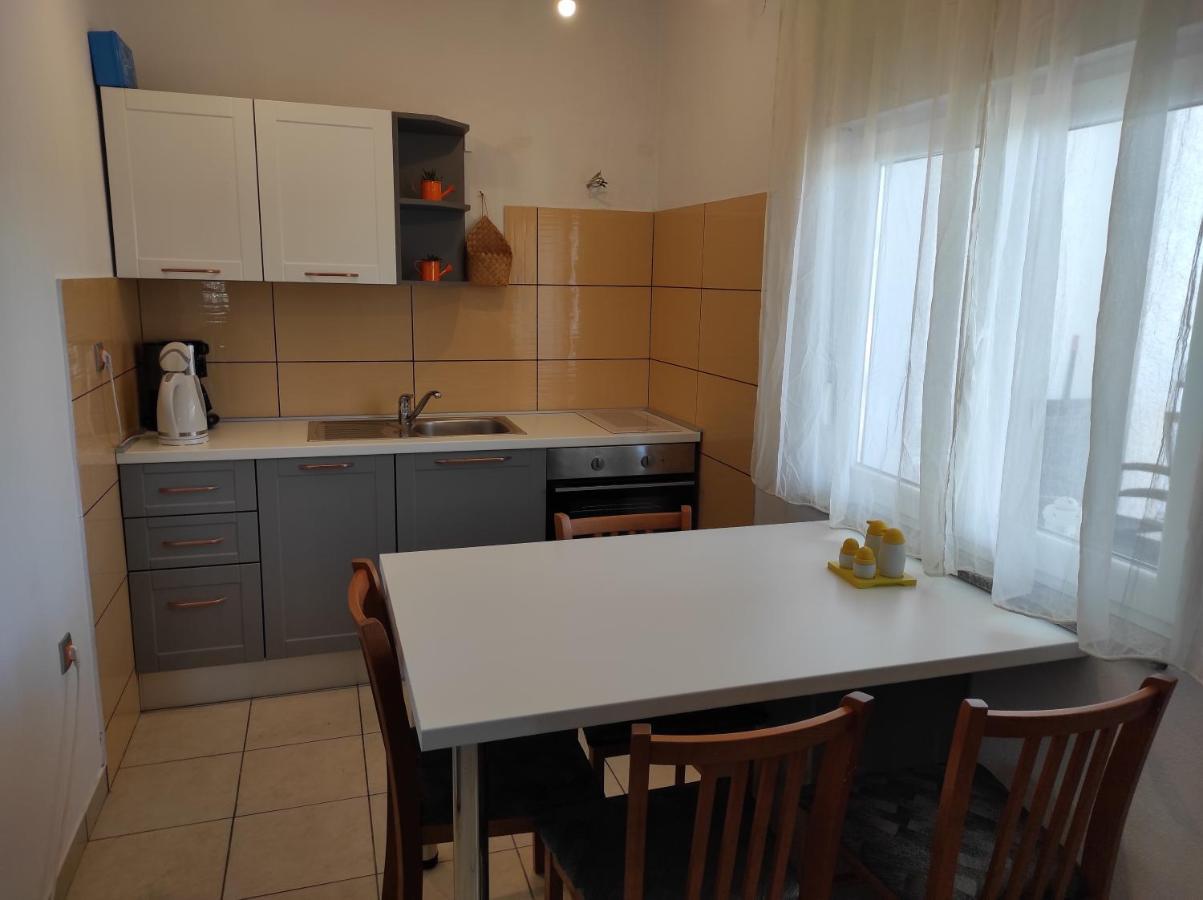 Apartment Joy II 希贝尼克 外观 照片